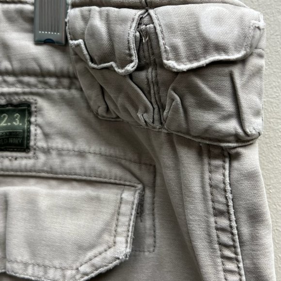 Old Navy Mens Cargo Shorts Cream/Tan 38 Waist - Picture 4 of 9